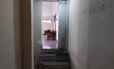 RUKO RUMAH PINGGIR JALAN RAYA KHM MANSYUR DEKAT PASAR JEMBATAN LIMA