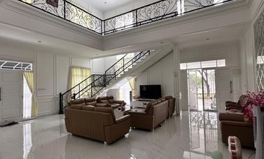 Disewakan Rumah Cluster Picadilly Lippo Cikarang