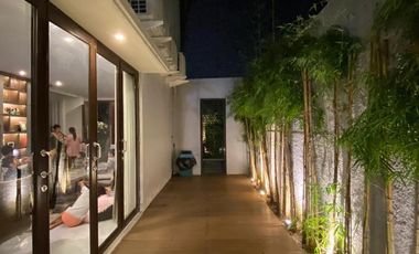 Disewakan Rumah Cluster Forest Green Taman Simpruk Lippo Cikarang