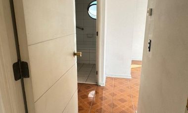 Se Vende amplio y luminoso departamento en Macul