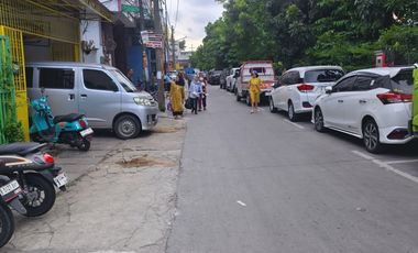 HFN0326 Ruko tua 2 lantai di perniagaan timur dekat pintu kecil jakarta barat