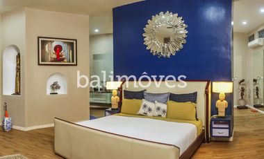 Villa Lima Kamar Tidur Dengan Taman Yang Luas Di Sanur