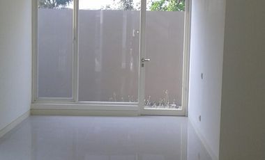 Rumah Tinggal Minimalis dalam Perum Citra Grand Mutiara Gamping Sleman