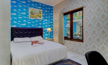 JUAL HOTEL SEHARGA KOST – BANDUNG  * Lokasi strategis di pinggir jalan