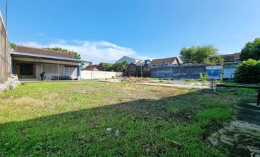 Tanah Pekarangan Tepi Jalan 860m2 Daerah Kadipiro, Solo