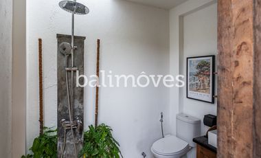 Vila Satu Kamar Tidur Bergaya Joglo dengan Pemandangan Sawah di Renon