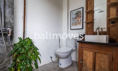 Vila Satu Kamar Tidur Bergaya Joglo dengan Pemandangan Sawah di Renon