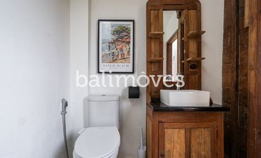 Vila Satu Kamar Tidur Bergaya Joglo dengan Pemandangan Sawah di Renon