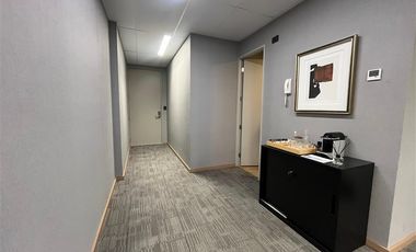 Oficina en Arriendo en av la dehesa 222