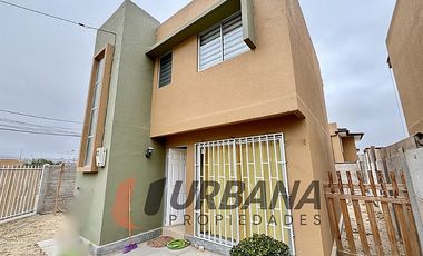 ARRIENDO CASA ESQUINA ESTANCIA EL SAUCE I