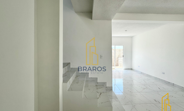 CASA EN VENTA, GRUTAS