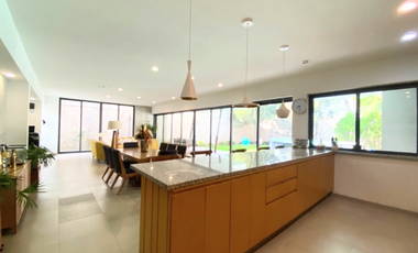 ESPECTACULAR RESIDENCIA EN VENTA FRACC. EL PALOMAR CERCA DEL CIELO.