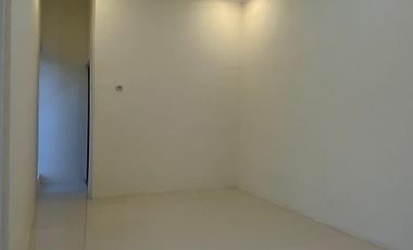 RUMAH 2 LANTAI MOJOKERTO KOTA