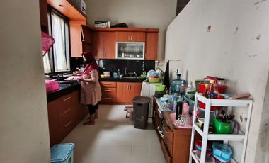 Rumah Mewah Kawasan Elite Pusat Kota Sukabumi Royal Kabandungan