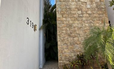 House for Sale with Pool, Garden, and 3 Bedrooms RHM-005
