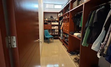 House for Sale with Pool, Garden, and 3 Bedrooms RHM-005