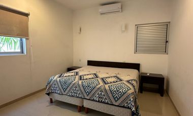 House for Sale with Pool, Garden, and 3 Bedrooms RHM-005