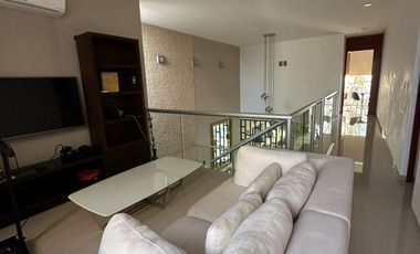 House for Sale with Pool, Garden, and 3 Bedrooms RHM-005
