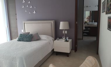 Exclusive Residence in the Heart of Yucatán: Style, Comfort, and Security RHM-003