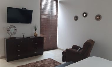 Exclusive Residence in the Heart of Yucatán: Style, Comfort, and Security RHM-003