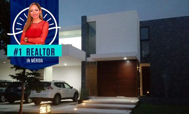 Exclusive Residence in the Heart of Yucatán: Style, Comfort, and Security RHM-003