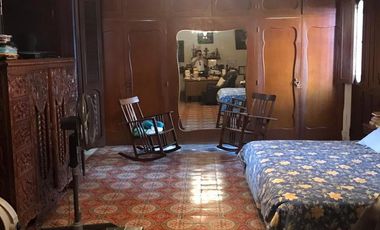Colonial Residence for Sale in Mérida&#8217;s Historic Center: Spacious Land and Commercial Potential RHM-002