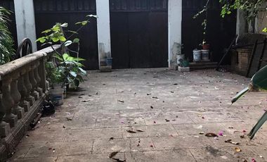 Colonial Residence for Sale in Mérida&#8217;s Historic Center: Spacious Land and Commercial Potential RHM-002