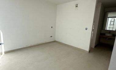 House with Pool and Exclusive Amenities MID-074