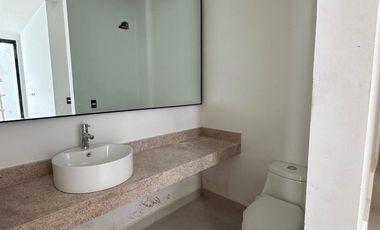 House with Pool and Exclusive Amenities MID-074
