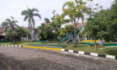 Dijual Rumah cluster 3 Lantai di Komplek Aur Kuning, lokasi strategis dekat dengan bandara dan kampus