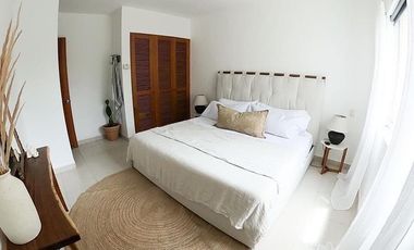 For Sale: Luxurious 2-Bedroom Condo with Spacious Terrace in Puerto Aventuras – Fully Furnished and Equipped RS-037