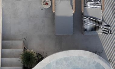 Sophisticated Studio located just 3 blocks from the beach. PL-026