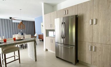 House in Playa del Carmen with perfect location PL-092
