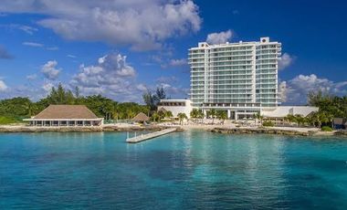 Island Chic: Penthouse for sale in Cozumel