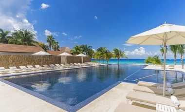 Island Chic: Penthouse for sale in Cozumel