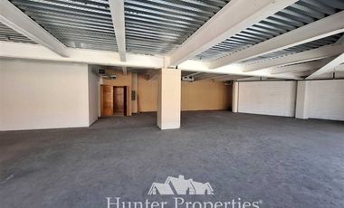 Oficina en Arriendo en Entre manuel Antonio Matta y Prat