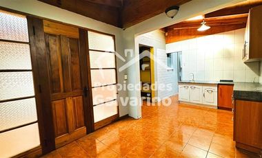 Casa en Venta en Lo Ovalle con Estadio de Quilicura