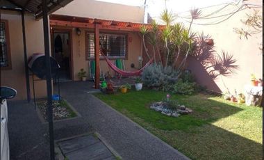 VENTA CASA 3 AMBIENTES, QUILMES ESTE