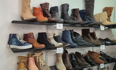 Local Comercial en Venta en A pasos del Servicio de Impuesto Interno SII, Metro Santa Lucia