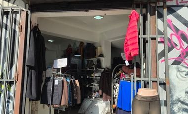 Local Comercial en Venta en A pasos del Servicio de Impuesto Interno SII, Metro Santa Lucia