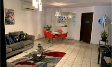 RENTA  DE CASA  AMUEBLADA COL. BOSQUES DEL ORIENTE