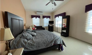 CASA EN VENTA LOS PORTAL DEL NORTE