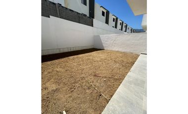 CASA RENTA ALTARES RESIDENCIAL SANTIAGO