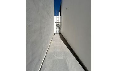 CASA RENTA ALTARES RESIDENCIAL SANTIAGO