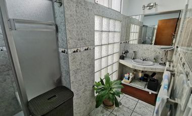 Casa en  venta en Cercado de Lima, límite con Pueblo Libre