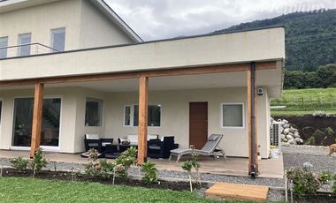 Casa en Venta en Orillas del Lago Rupanco