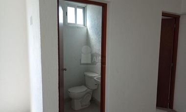 Venta/Renta de Bodega con oficinas en Recinto Portuario