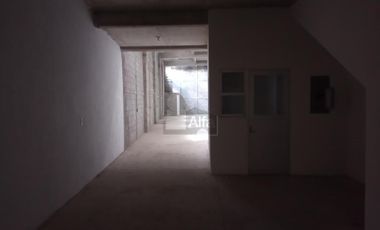 Venta de bodega o renta con oficinas Recinto Portuario Veracruz, piso preparado para carga pesada