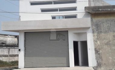 Venta de bodega o renta con oficinas Recinto Portuario Veracruz, piso preparado para carga pesada