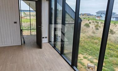 CASA NUEVA EN CONDOMINIO SENDEROS DEL BOSQUE, LLANQUIHUE